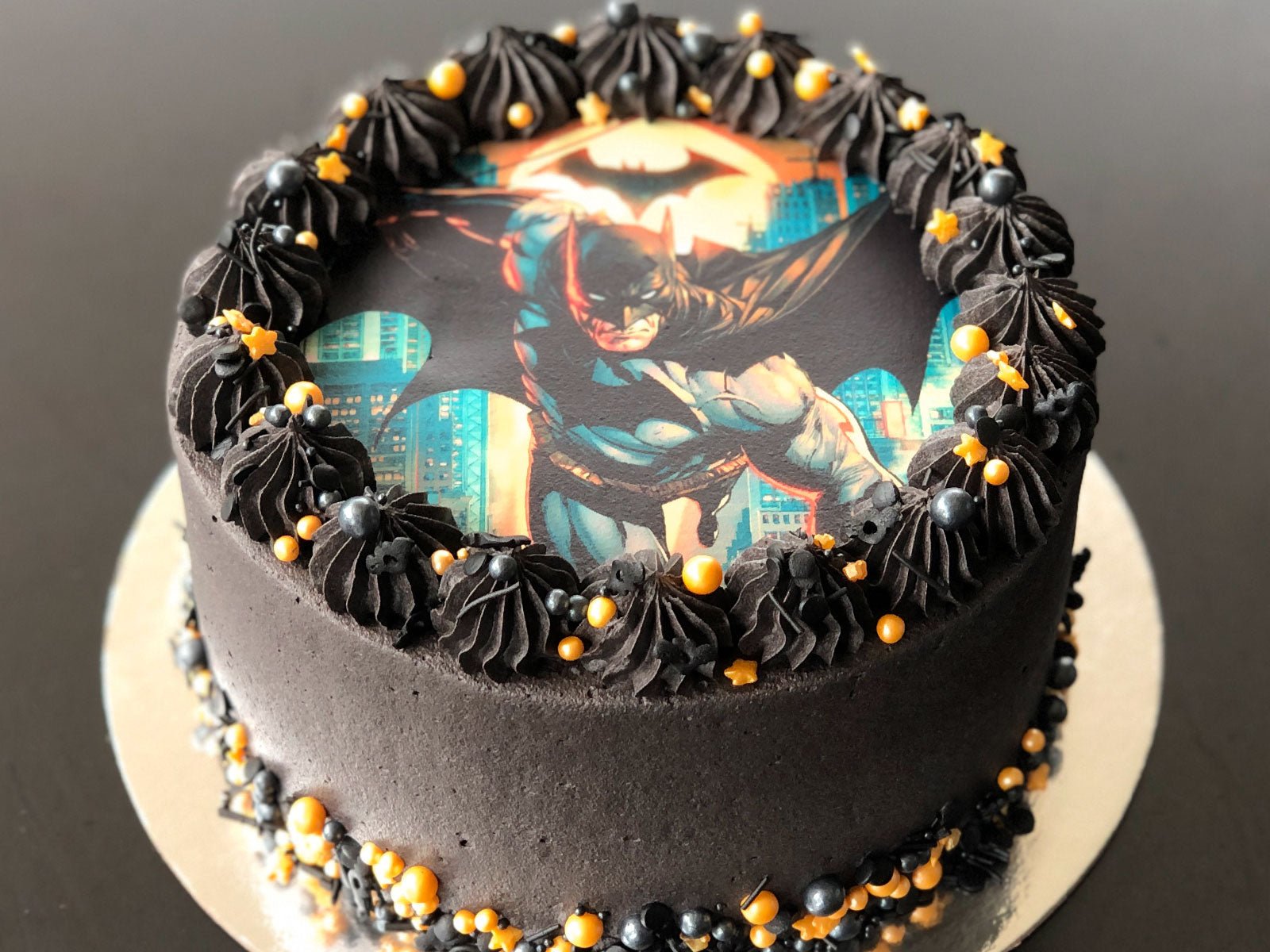 Bat signal - Decorated Cake by Occasional Cakes - CakesDecor