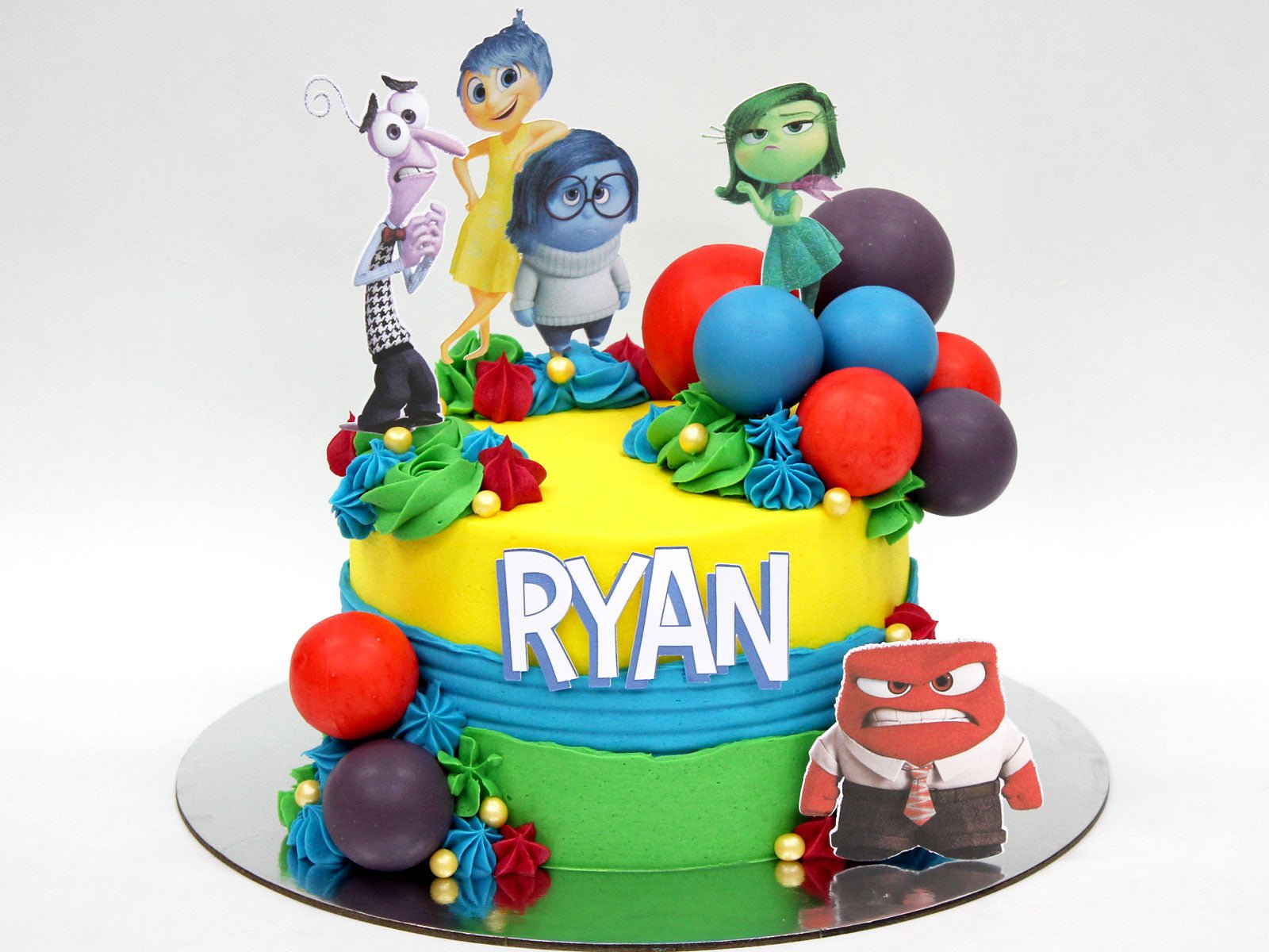Award-Winning Kids Birthday Cakes | Free Delivery and Sparkly Gift