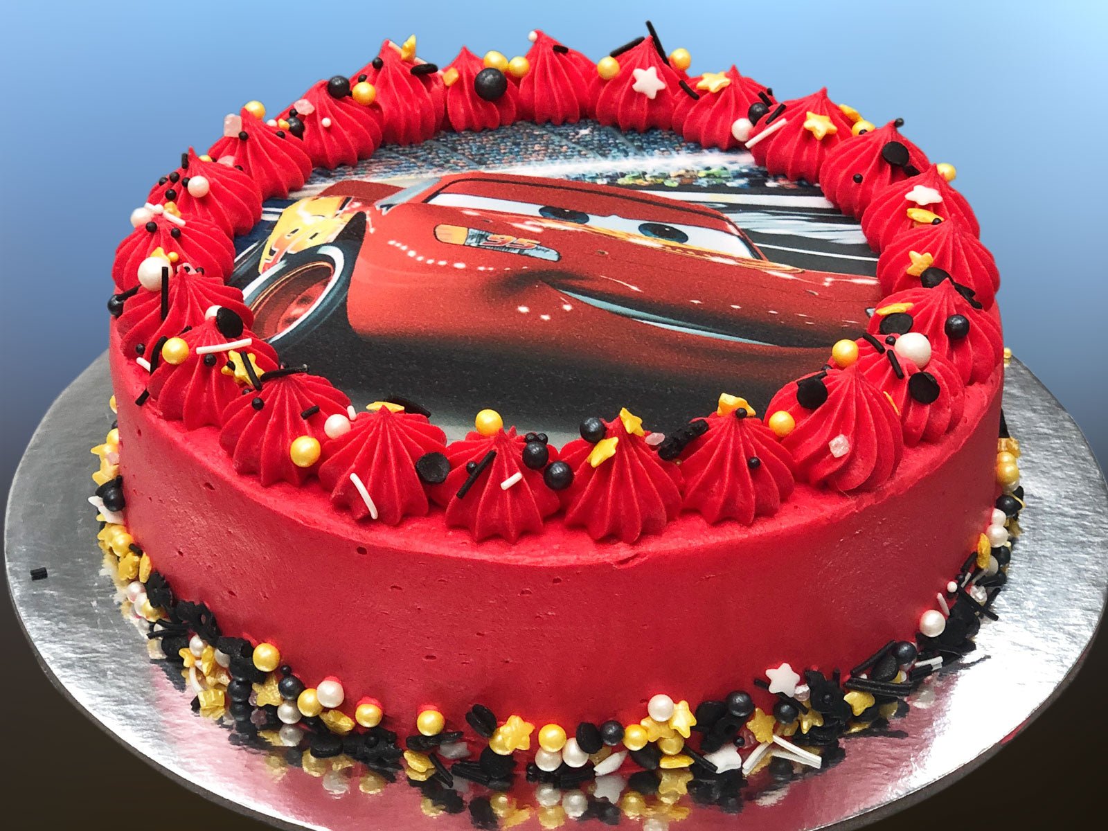 Lightning McQueen Rim Birthday Cake - Customized Cakes in Lahore
