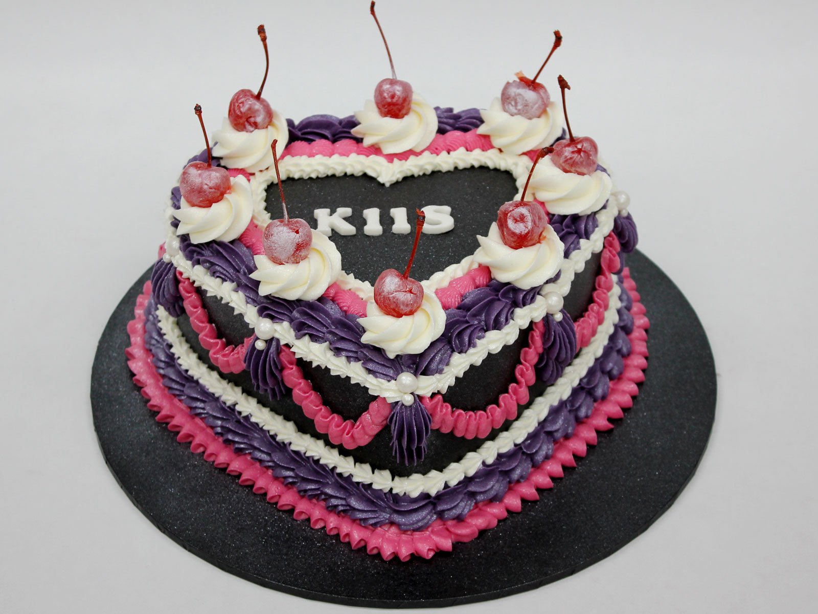Birthday gift online delivery - Cake with lots of pink flowers - Round  Shape Cakes - Cake from Coopers